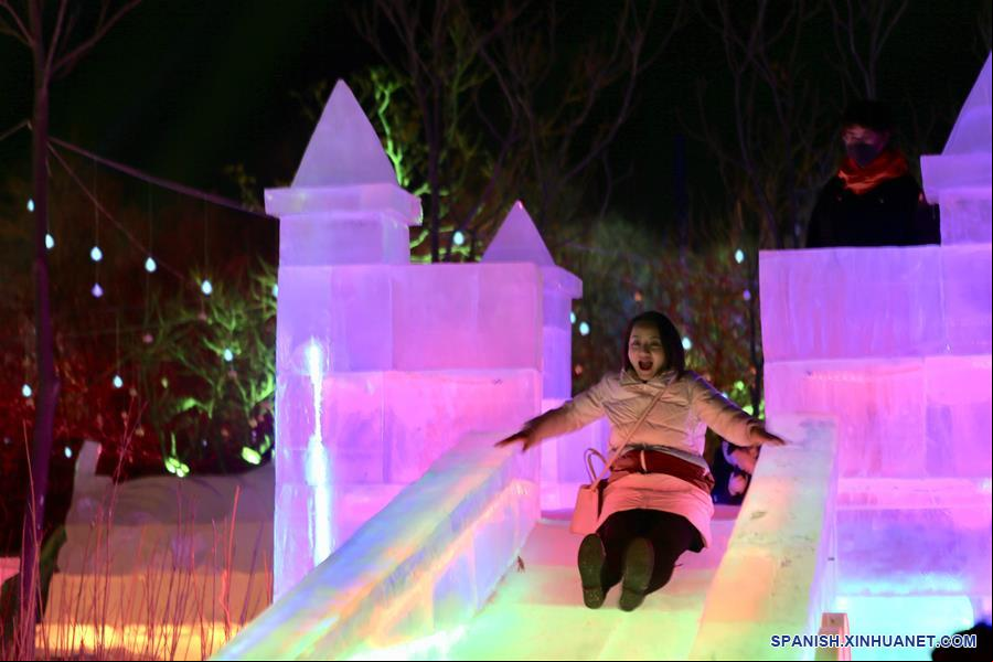 CHINA-GANSU-LANZHOU-FESTIVAL DE HIELO Y NIEVE