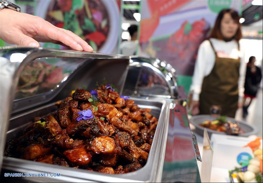 CHINA-SHANGHAI-CARNAVAL GOURMET UNIVERSITARIO