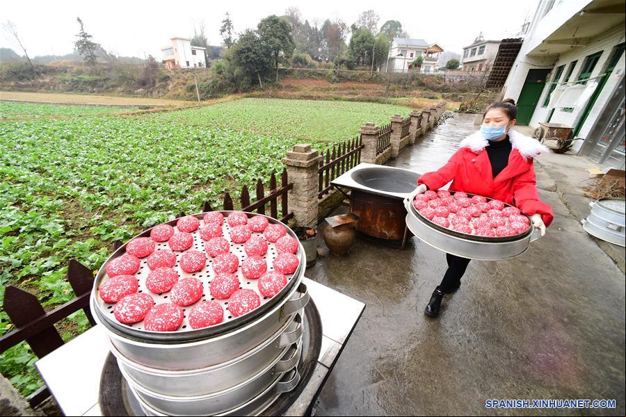 CHINA-GUIZHOU-TONGREN-COMIDA-FESTIVAL DE PRIMAVERA