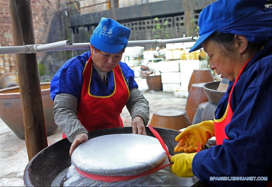 CHINA-CHANGSHA-VEGETALES EN ESCABECHE-TARROS-SERIE