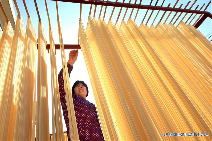 CHINA-SHANDONG-ELABORACION DE FIDEOS