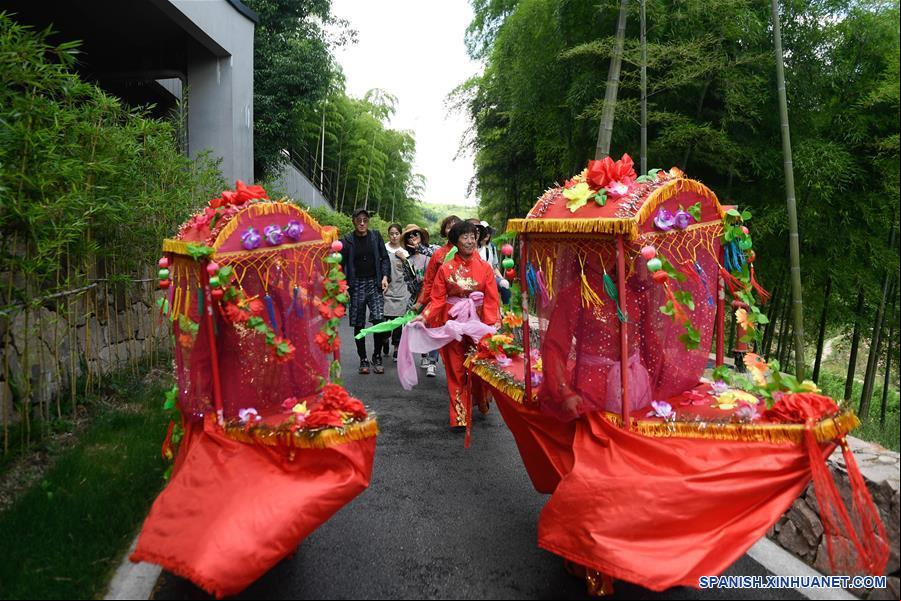 CHINA-ZHEJIANG-FESTIVAL DEL BOTE DEL DRAGON-CELEBRACION