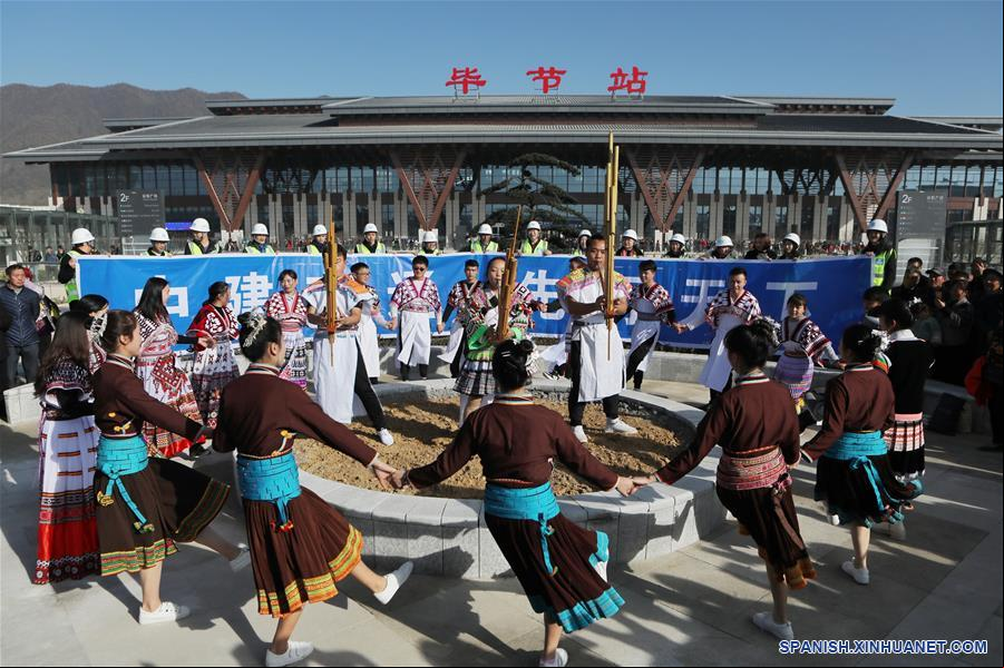 CHINA-CHENGDU-LINEA DE FERROCARRIL DE ALTA VELOCIDAD DE GUIYANG-LANZAMIENTO
