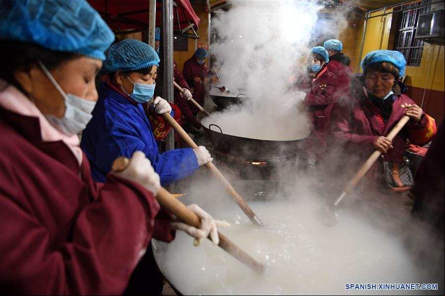 CHINA-FESTIVAL LABA-GACHAS