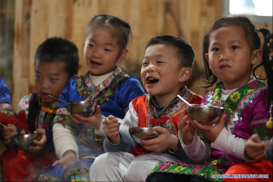 CHINA-FESTIVAL LABA-GACHAS