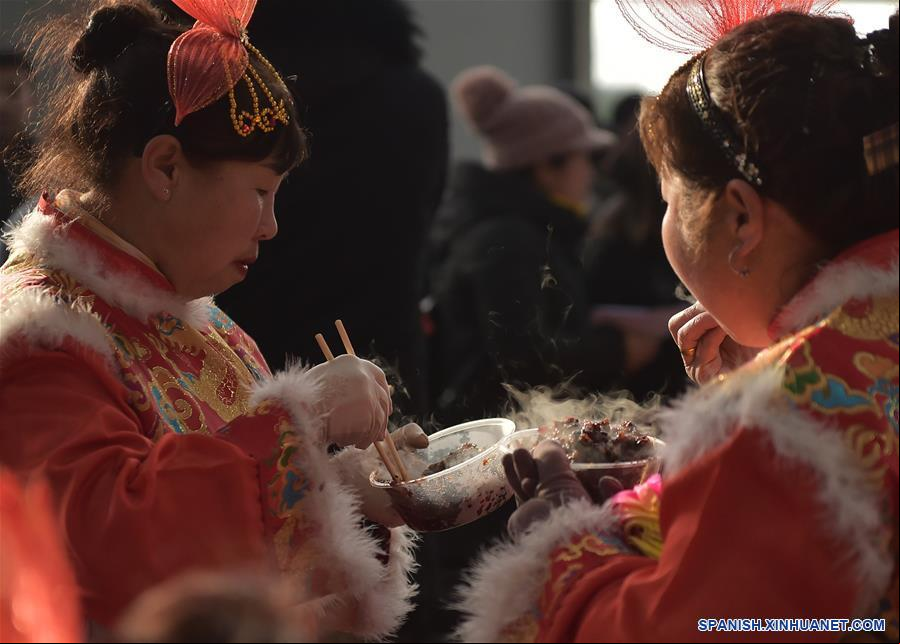CHINA-HEBEI-FESTIVAL LABA-CELEBRACIONES 