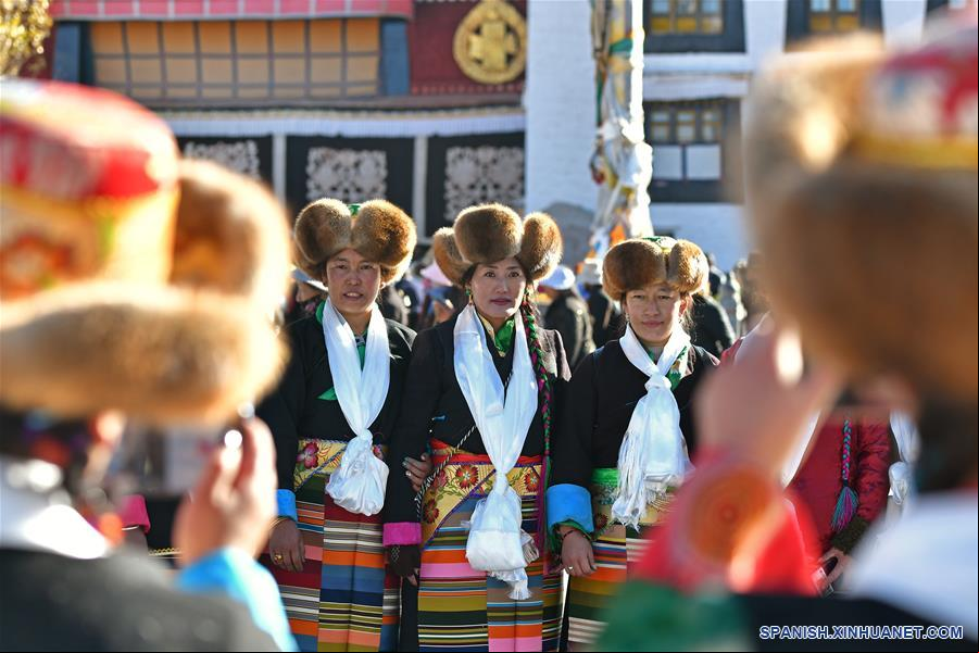 CHINA-TIBET-LHASA-DIA DE LAS HADAS