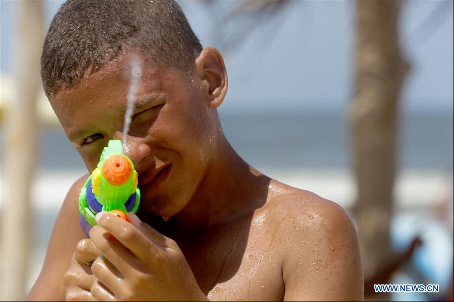VENEZUELA-MIRANDA-PLAYAS-CARNAVAL