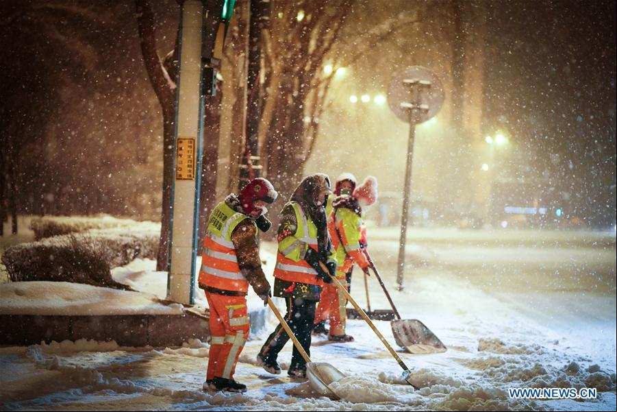 CHINA-HEILONGJIANG-HARBIN-NIEVE