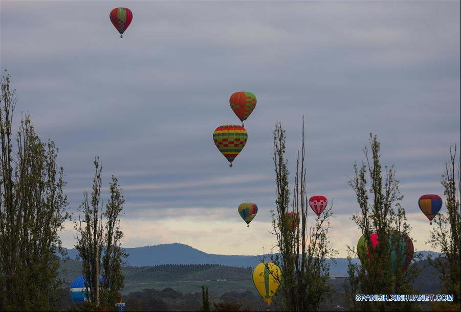 AUSTRALIA-CANBERRA-GLOBO ESPECTACULAR