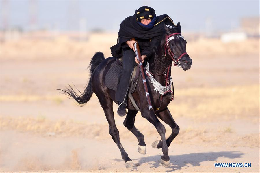 KUWAIT-GOBERNACION DE MUBARAK AL-KABEER-ESPECTACULO ECUESTRE