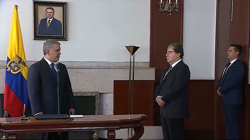 Fallece por COVID-19 el ministro de defensa de Colombia Carlos Holmes Trujillo