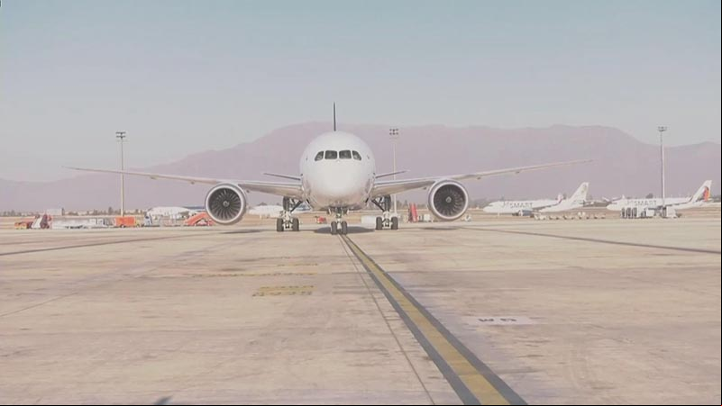 Chile recibe cuarto embarque de vacunas del laboratorio chino Sinovac