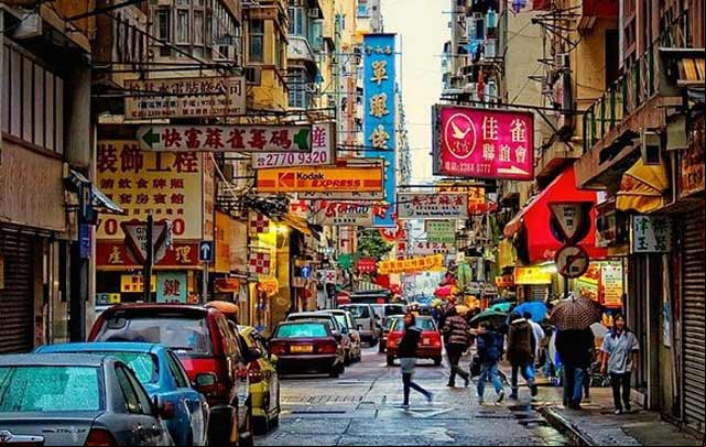 Más del 90 por ciento de la gente en Hong Kong ha ayudado a alguien