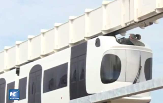 Primer nuevo tren aéreo en Chengdu