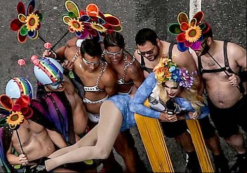 Desfile del Orgullo Gay en Brasil