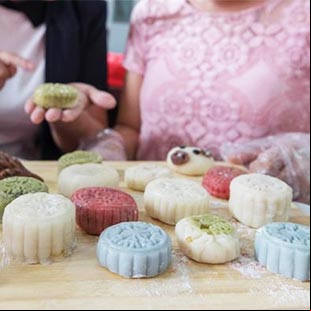 Elaboración del pastel de luna