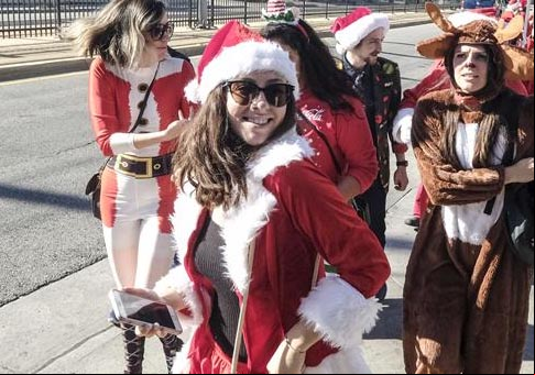 Juerguistas en la SantaCon 2018