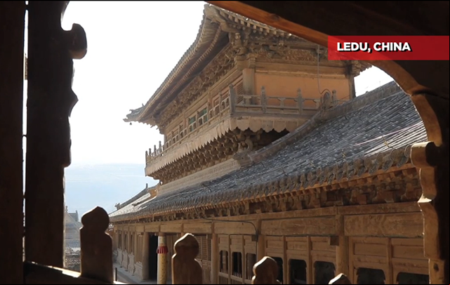 Visitando la “Pequeña Ciudad Prohibida” en la meseta Qinghai Tibet