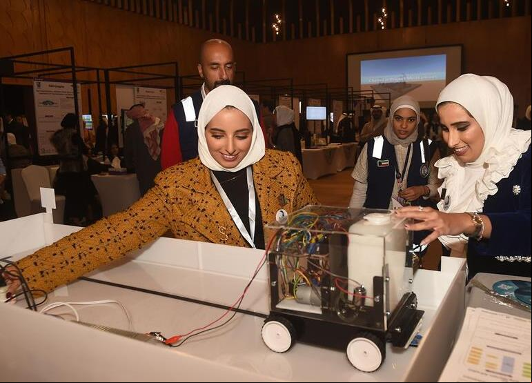 Exhibición de diseño de ingeniería en la Ciudad de Kuwait