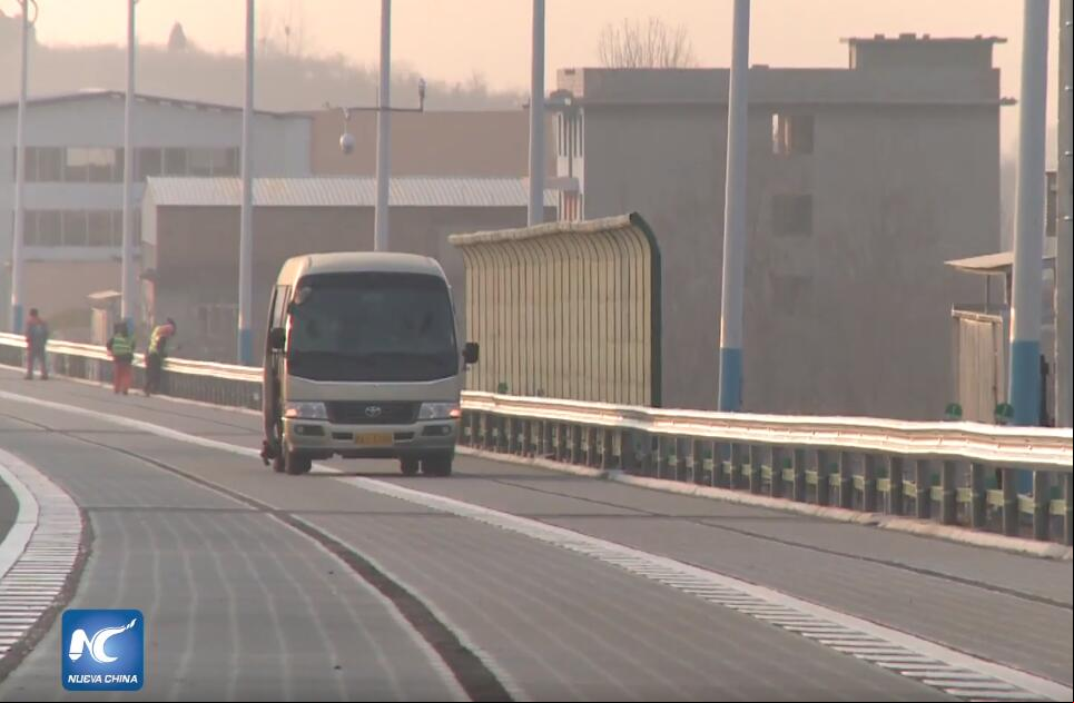 Primera carretera fotovoltaica del mundo, en China