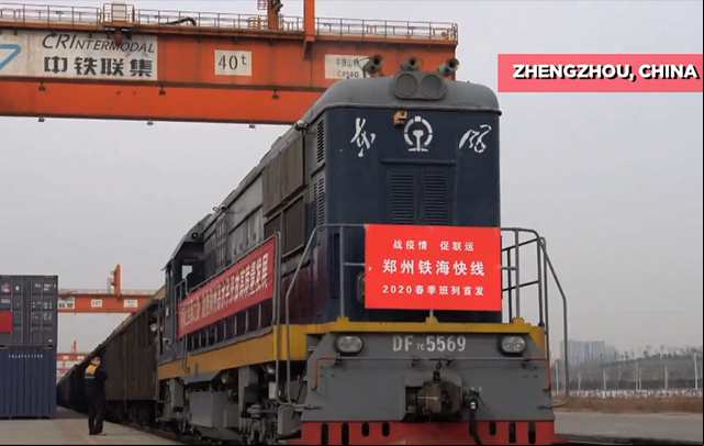 Tren expreso intermodal marítimo-ferrociario de Zhengzhou reanuda operaciones
