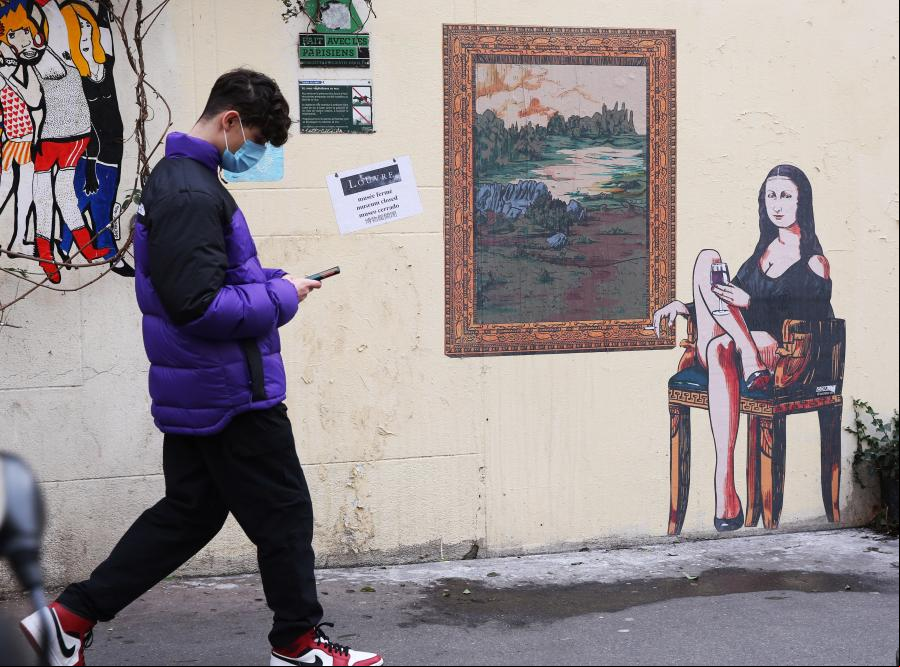 Mural con el tema de "Mona Lisa" en París, Francia