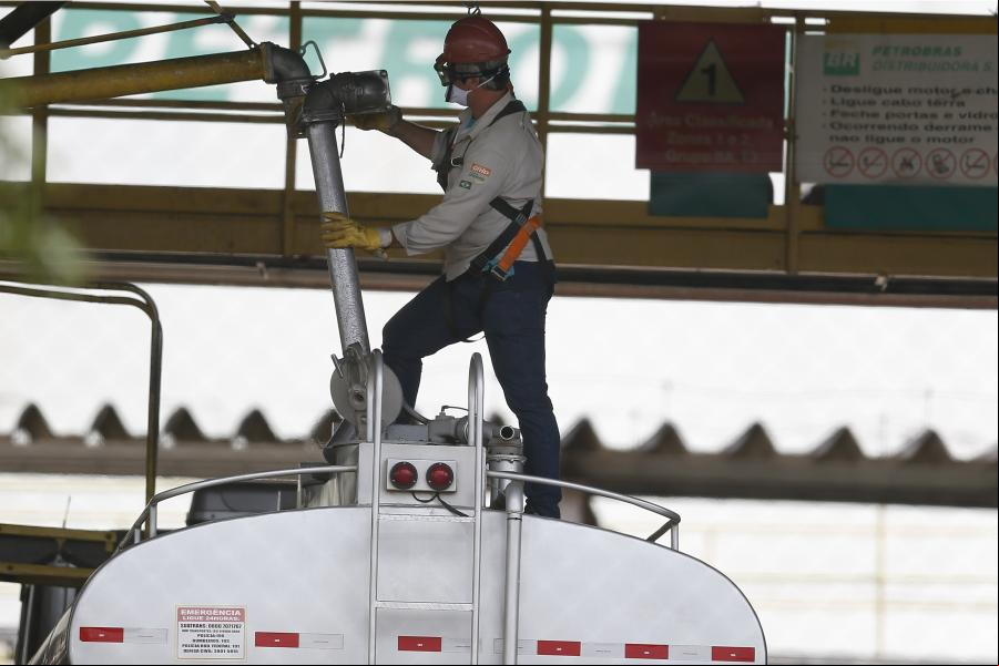 Presidente brasileño quiere más "transparencia" y "previsibilidad" en Petrobras