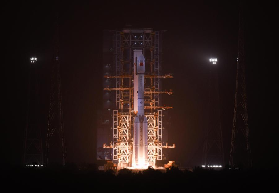 China lanza cohete portador medio Gran Marcha-7A